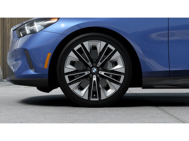 New 2027 Phytonic Blue Metallic BMW  image 7