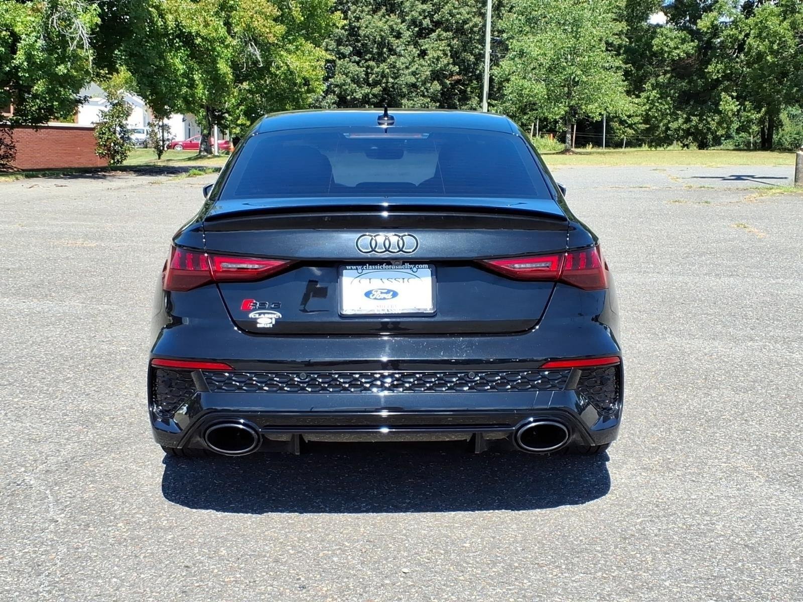 Certified Used 2022 Mythos Black Metallic Audi  image 11