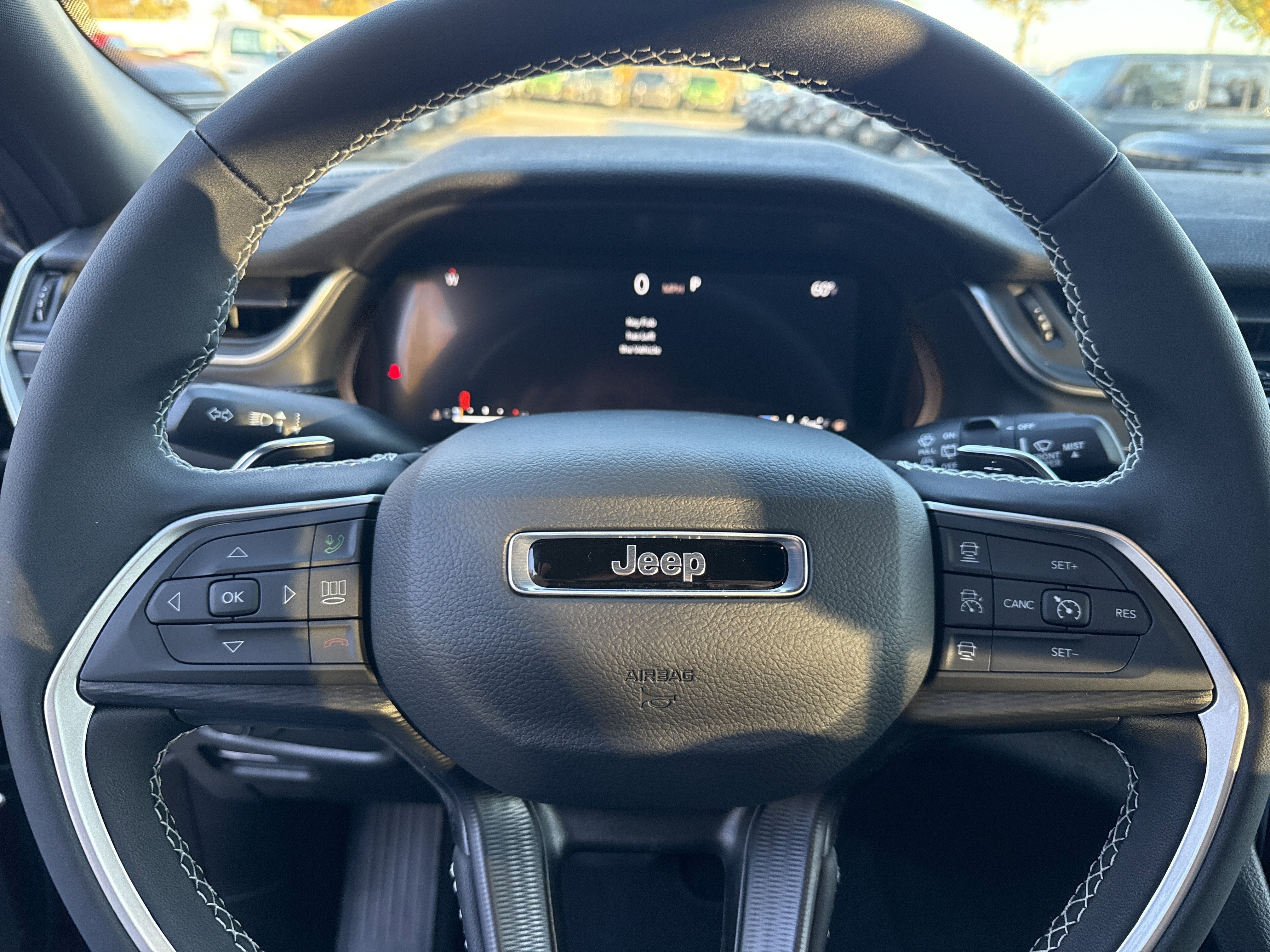 New 2025 Velvet Red Pearlcoat Jeep Laredo image 23