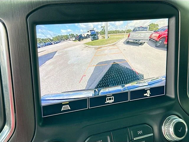 Used 2021 Black GMC AT4 image 13