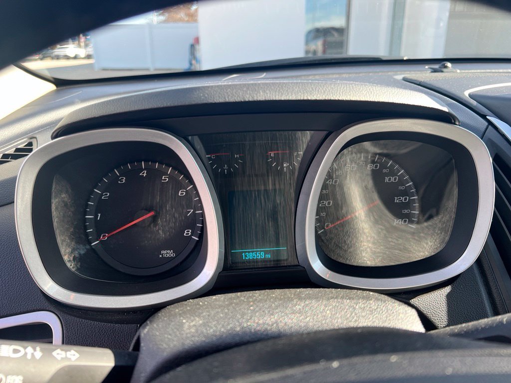 Used 2013 Red Chevrolet LT image 6