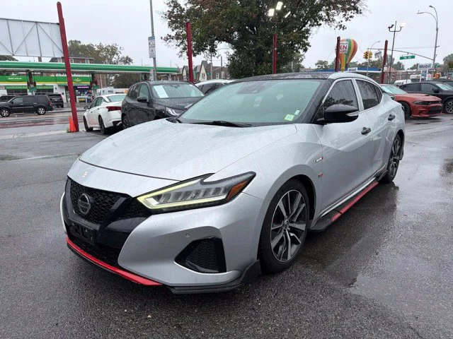 Used 2020 Silver Nissan 3.5 SL image 1