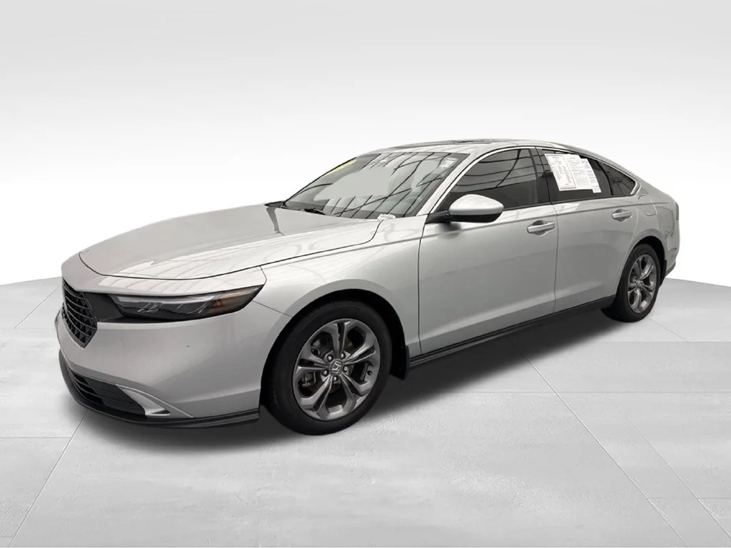 Used 2024 Meteorite Gray Metallic Honda EX image 3