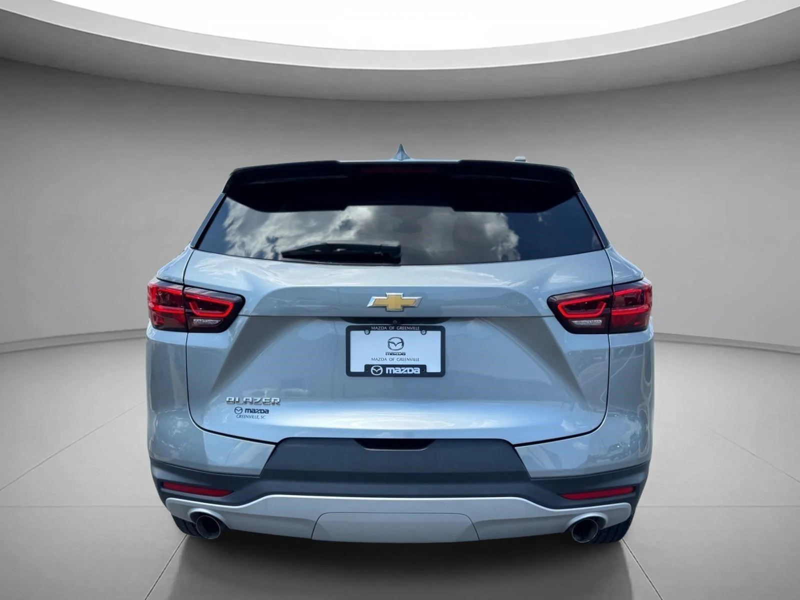 Used 2025 Sterling Gray Metallic Chevrolet LT image 6