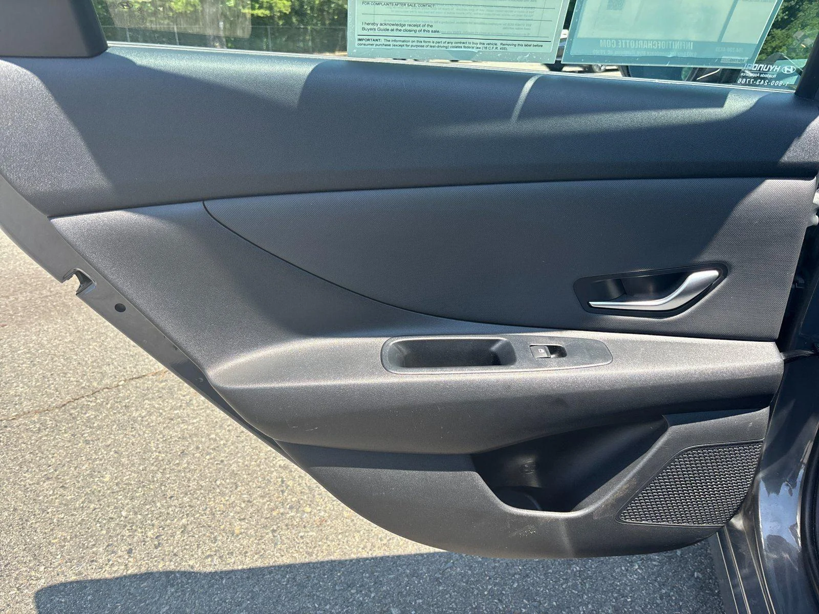 Used 2025 Ecotronic Gray Hyundai SEL Convenience image 32