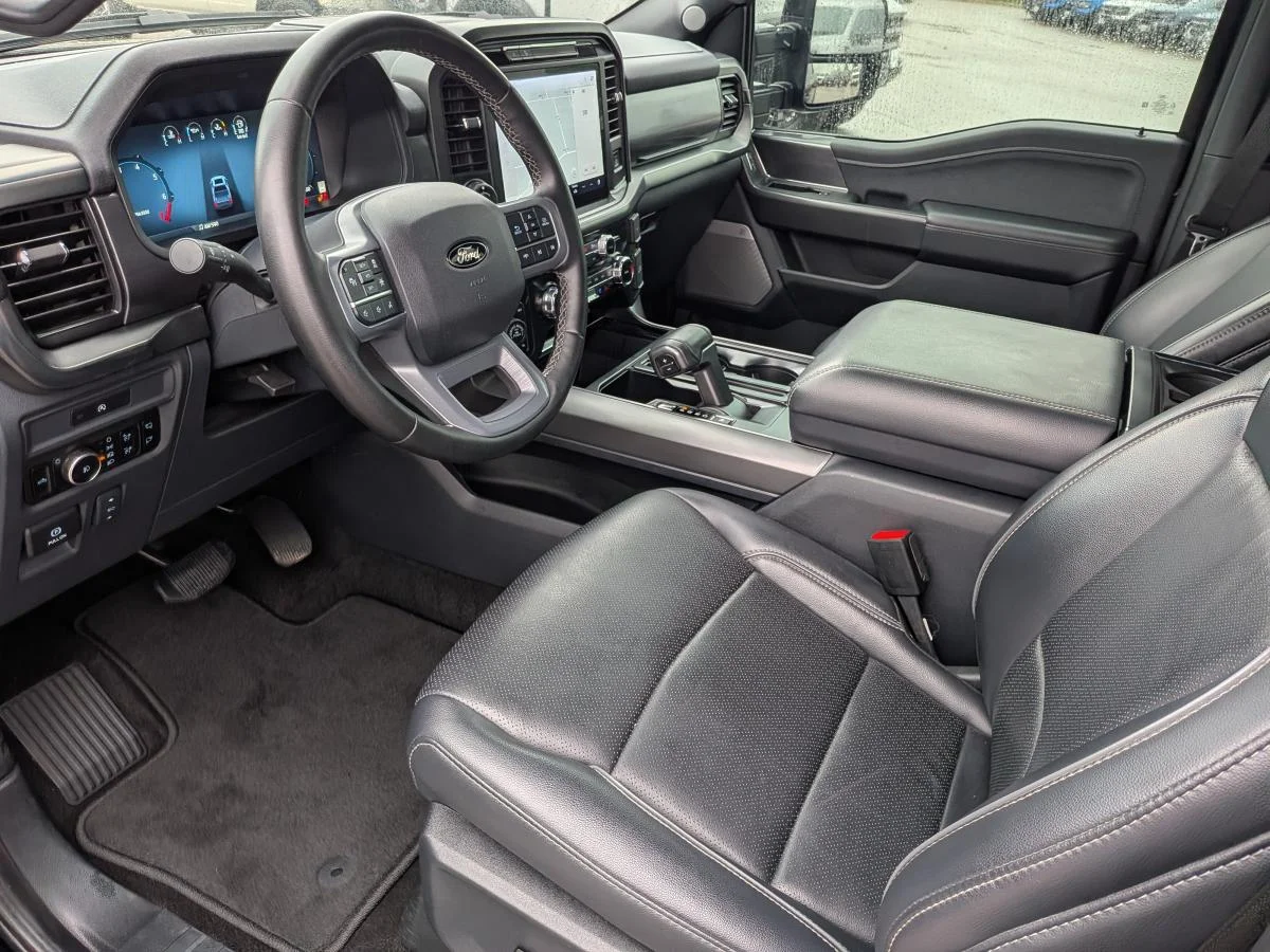 Used 2025 Blue Ford Lariat 4wd Supercrew image 15