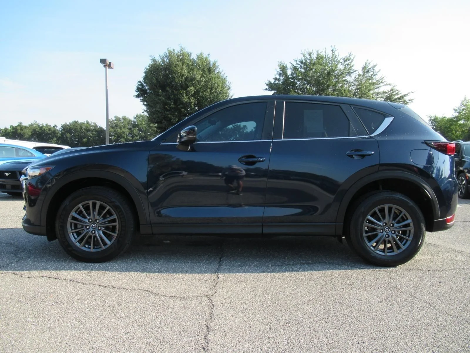 Used 2019 Blue Mazda Touring image 4