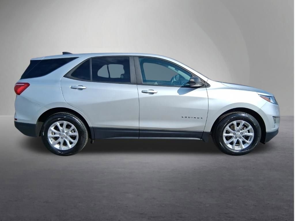 Used 2021 Chevrolet Equinox LS with VIN 3GNAXHEV4MS118061 for sale in Red Wing, Minnesota