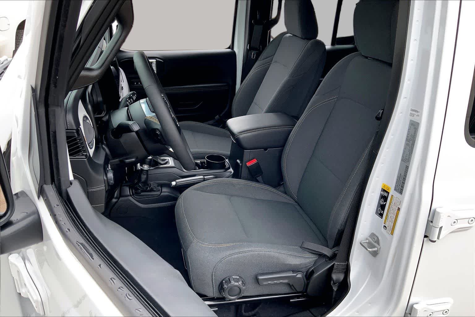 Used 2024 Bright White Clearcoat Jeep Sahara image 8