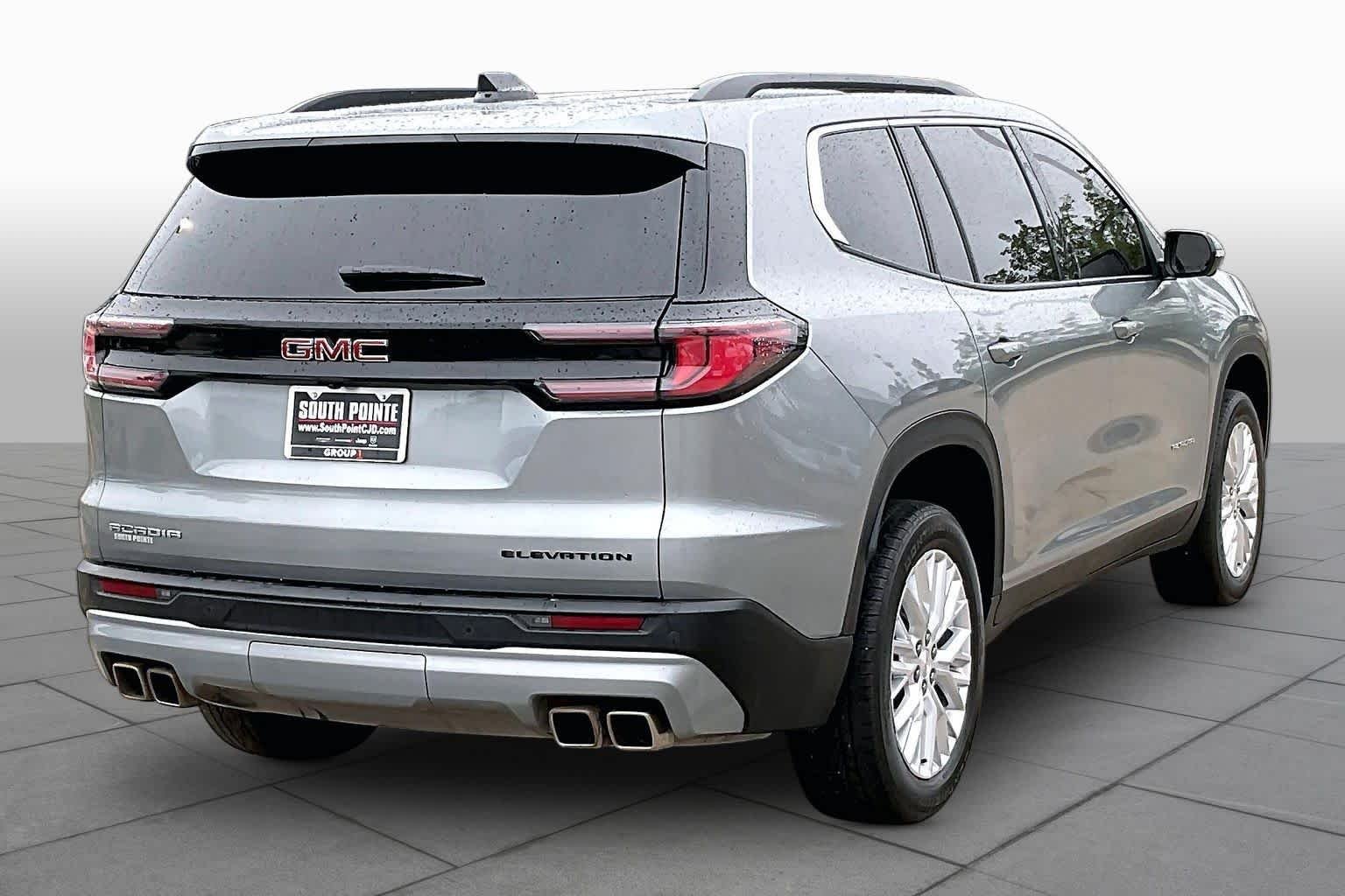 Used 2024 Sterling Metallic GMC FWD Elevation image 13