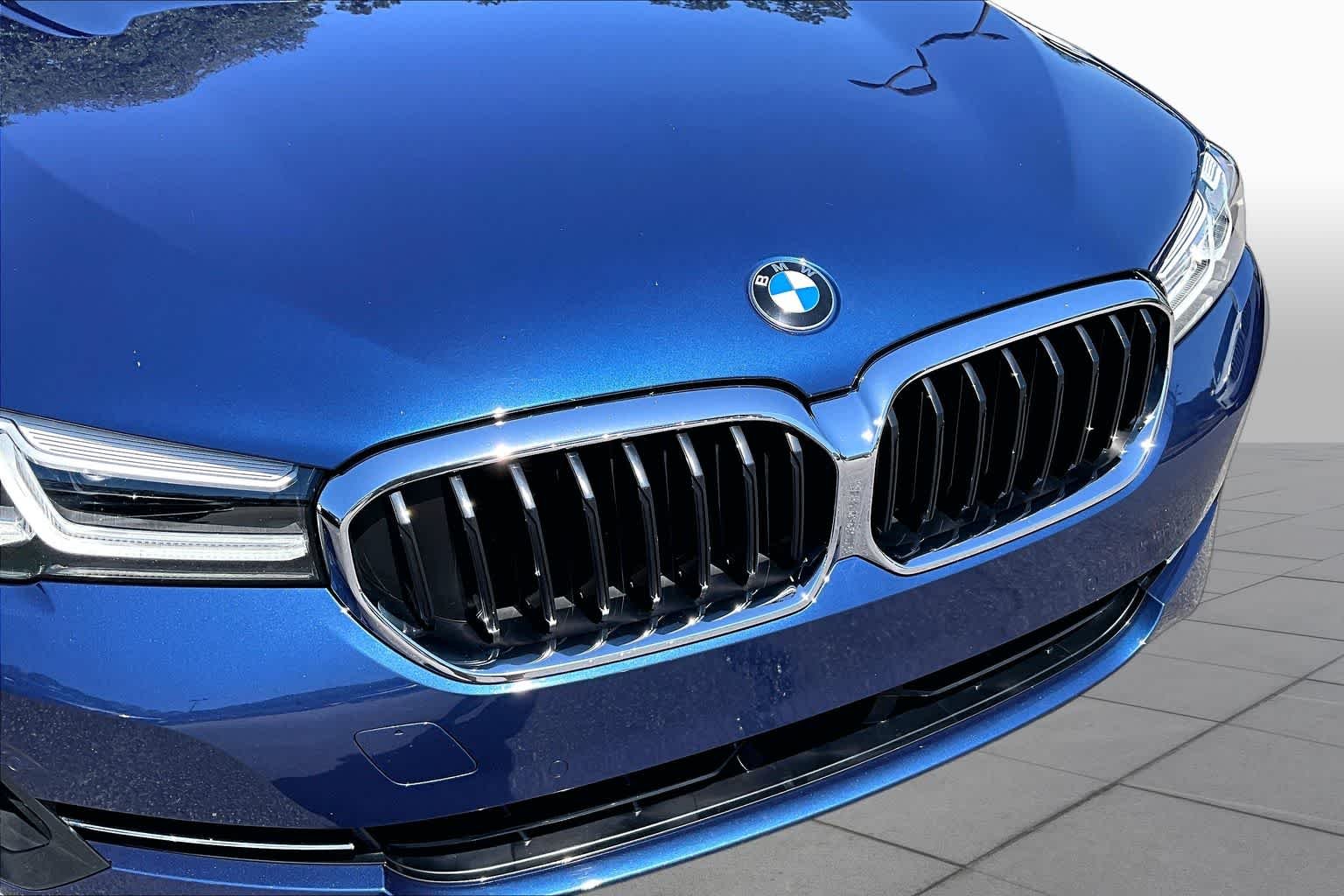 Certified Used 2023 Phytonic Blue Metallic BMW 530i image 30