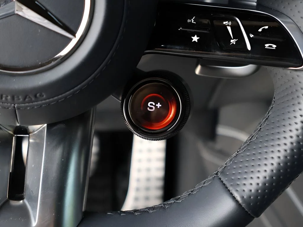 Certified Used 2025 Obsidian Black Mercedes-Benz G 63 AMG® image 36