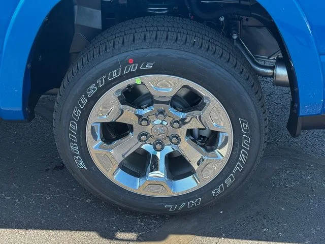 New 2026 Hydro Blue Pearl-Coat Exterior Paint RAM BIG HORN image 11