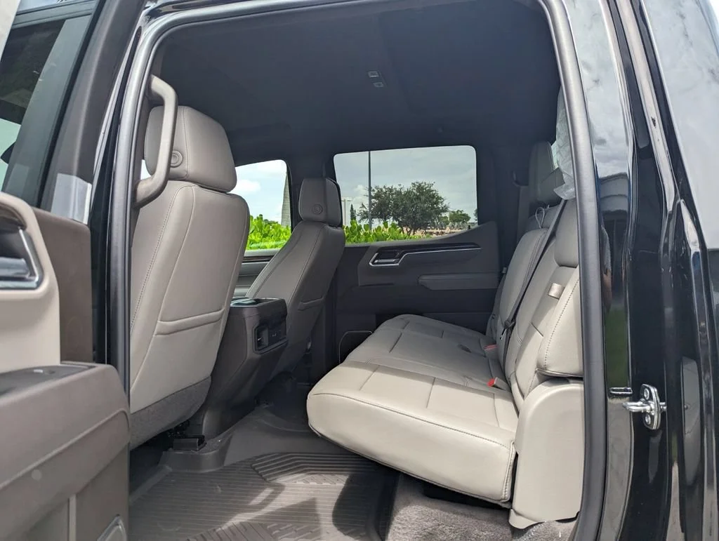 2026 Chevrolet Silverado 1500 LT - Photo 7