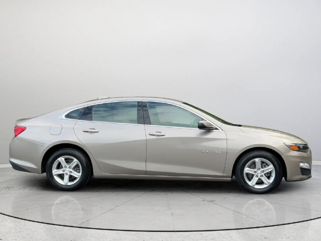2024 Chevrolet Malibu 1LT - Photo 5