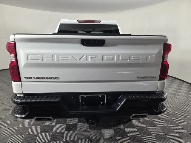 Used 2026 Summit White Chevrolet Custom Trail Boss image 8