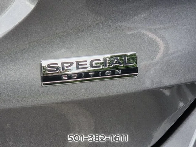 Used 2020 Gray Nissan S image 4