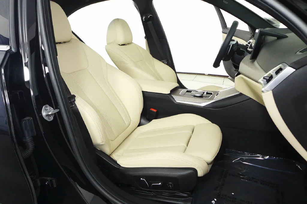 Used 2026 Black BMW 330i image 19