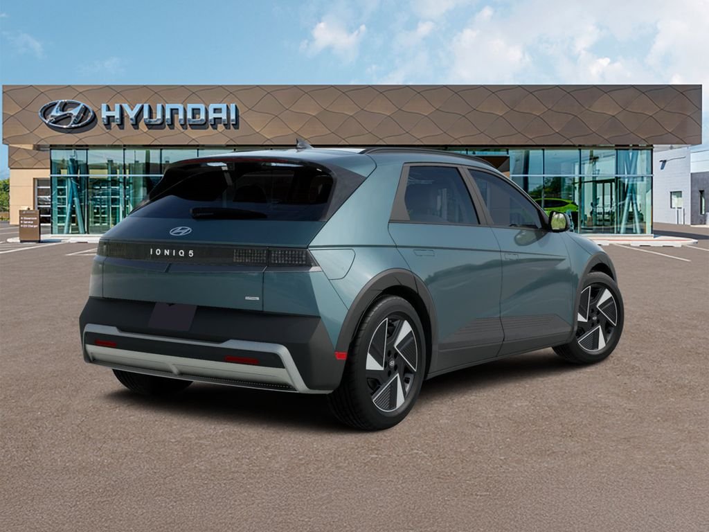 New 2027 Green Hyundai SEL image 5