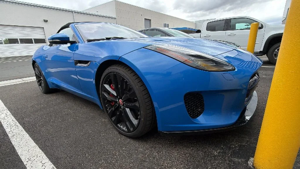 2019 Jaguar F-TYPE Convertible 380hp AWD's photo