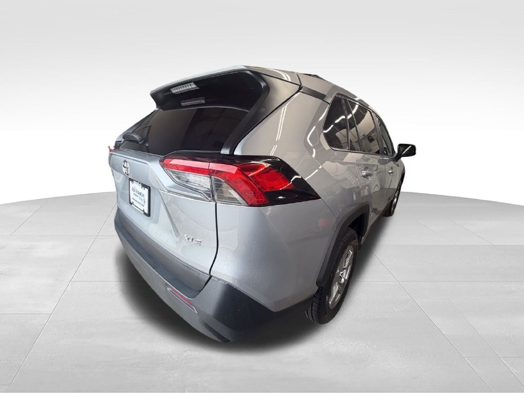 Used 2025 Silver Toyota XLE image 6