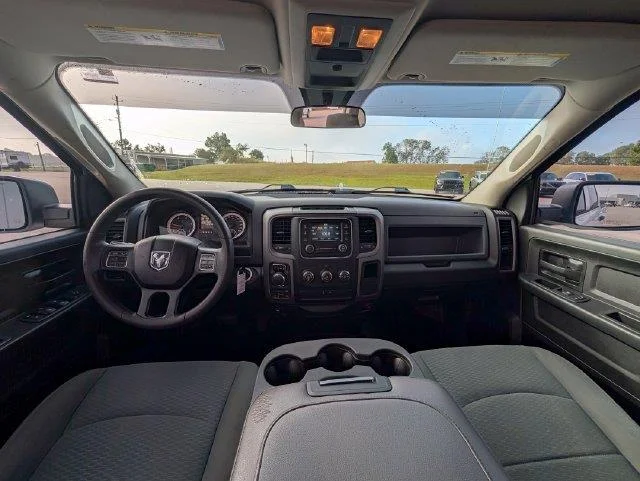 Used 2019 White Ram Tradesman image 12
