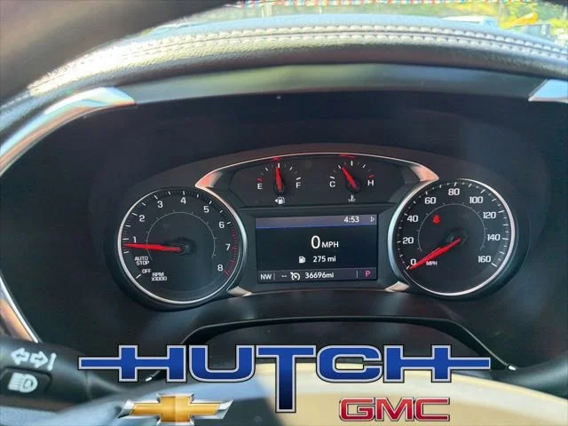 Used 2025 Summit White Chevrolet 2LT image 23