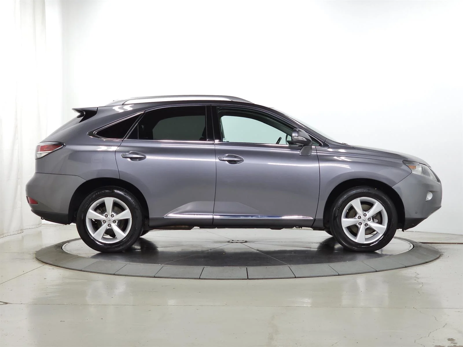 Used 2014 Gray Lexus PREMIUM image 11