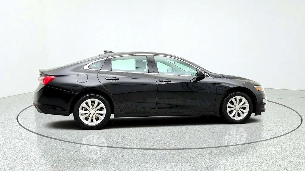 Used 2022 Mosaic Black Metallic Chevrolet 4dr Sedan LT w/ Driver Confidence I & II Pkgs image 4
