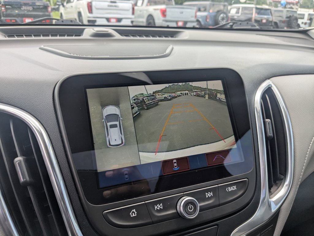 Used 2018 Summit White Chevrolet Premier image 19