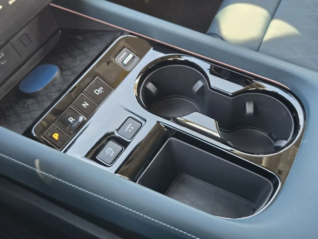 New 2026 Everest White Pearl TriCoat Nissan Platinum image 18