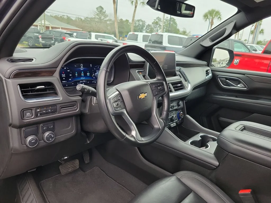 Used 2023 Gray Chevrolet LT image 15