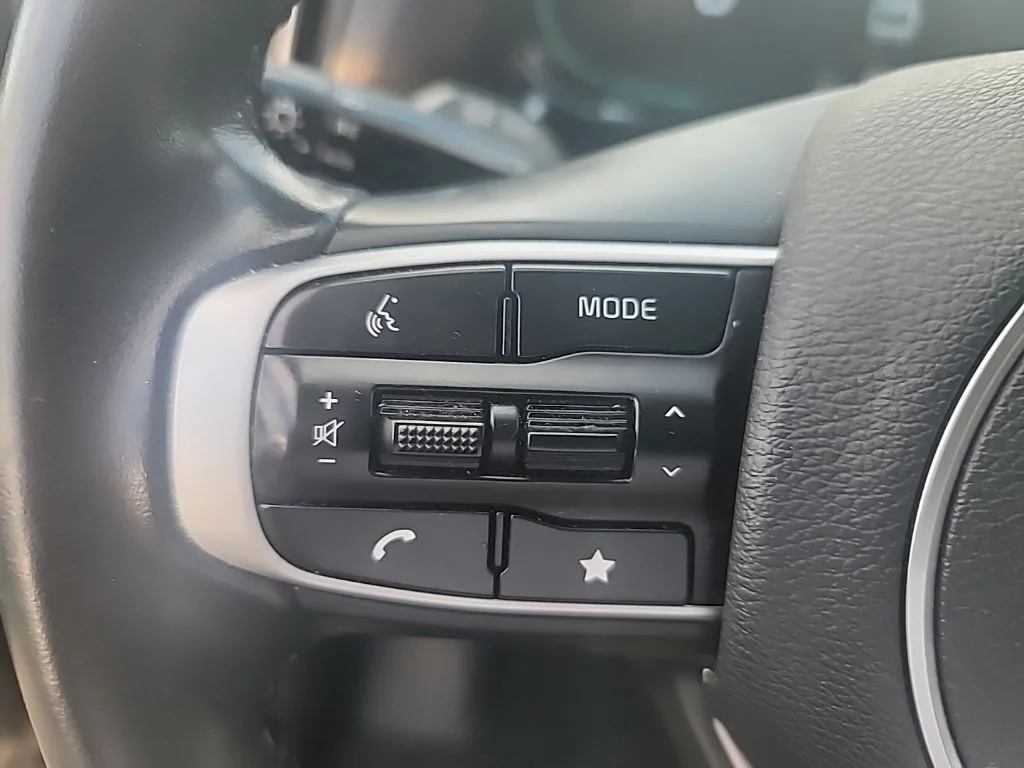 Certified Used 2025 Black Kia EX image 9