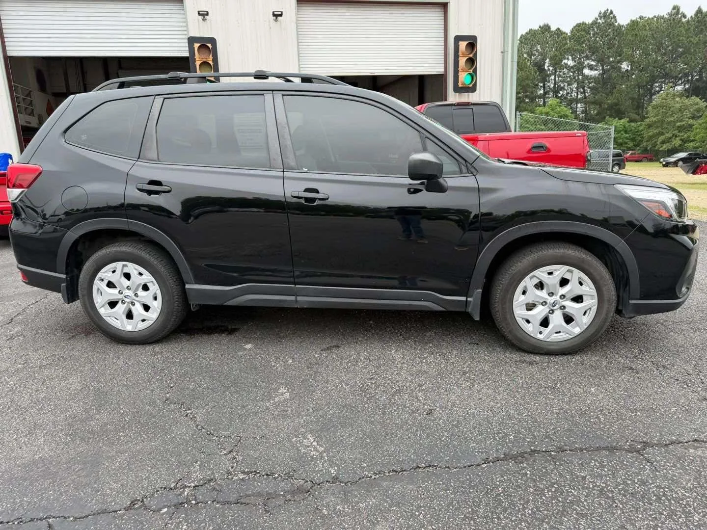 Used 2017 Subaru Forester Base with VIN JF2SJABC3HH527340 for sale in Palestine, TX