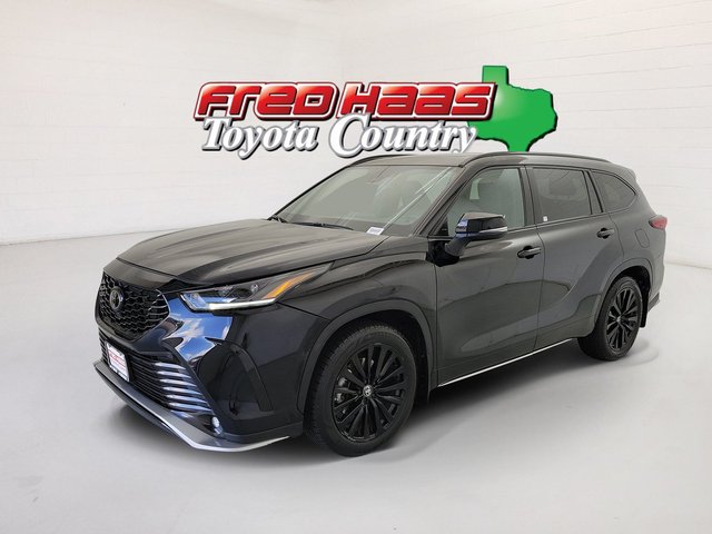 2023 Toyota Highlander XSE