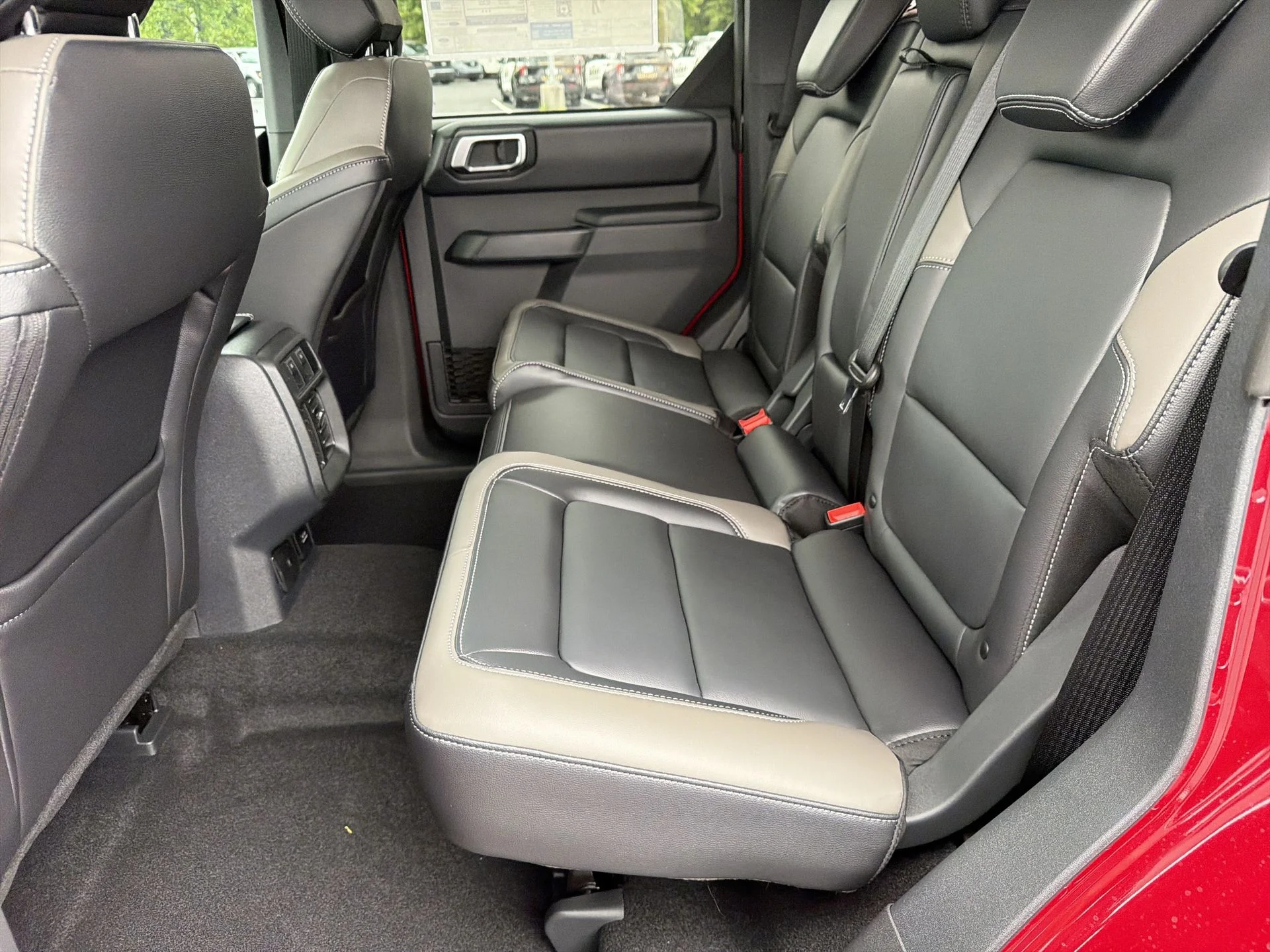 New 2026 Ruby Red Metallic Tinted Clearcoat Ford Outer Banks® image 24
