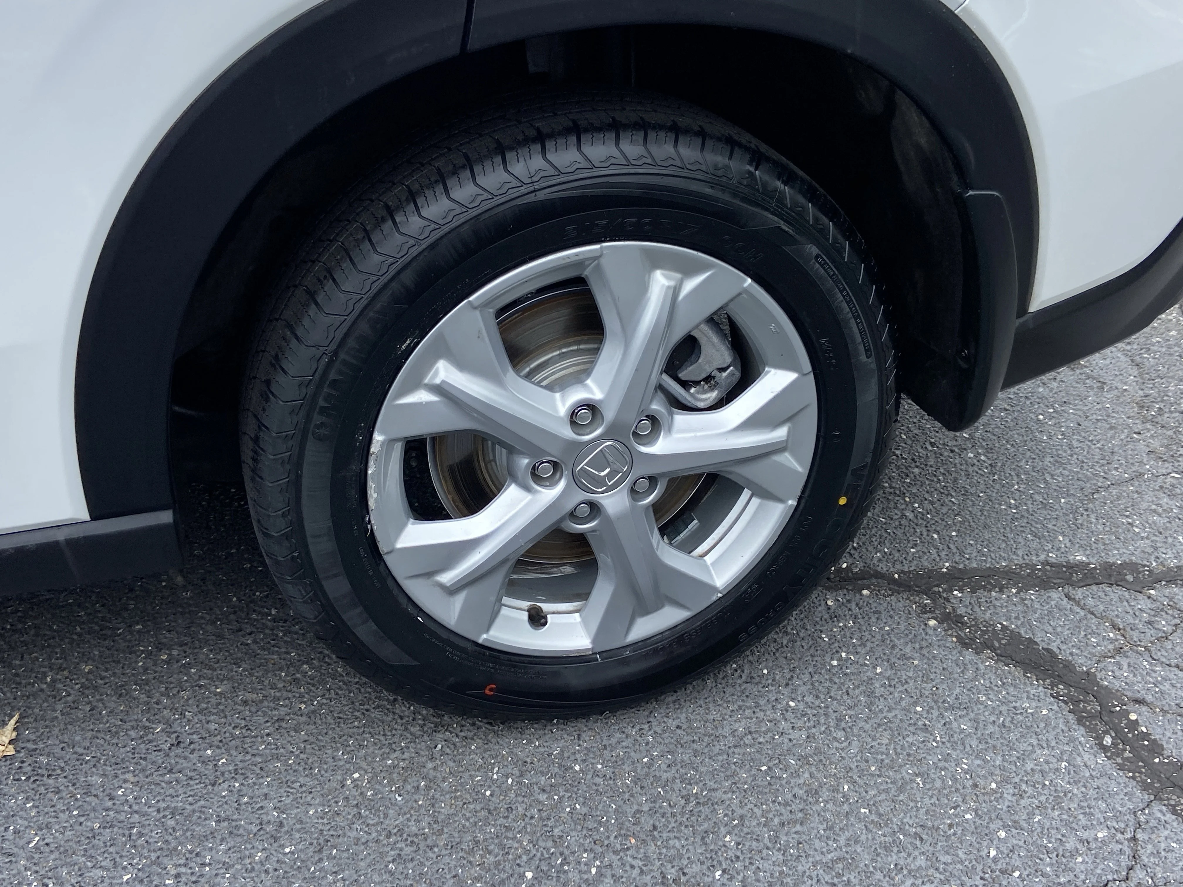 2025 Honda HR-V LX - Photo 10