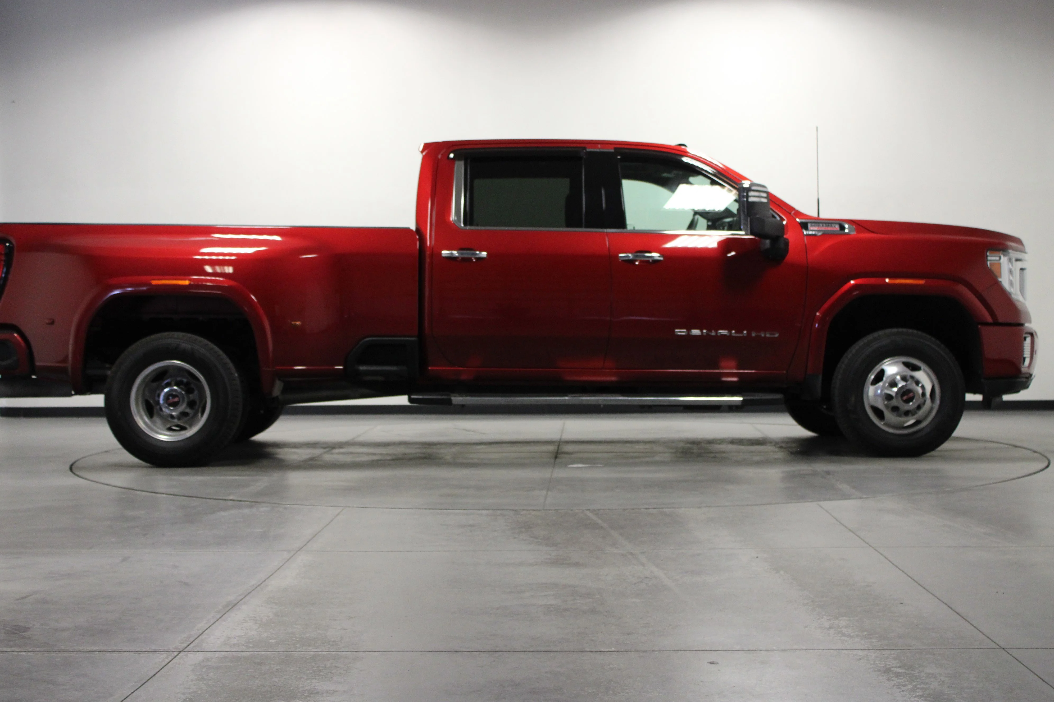 Used 2022 Cayenne Red Tintcoat GMC Denali DRW image 3