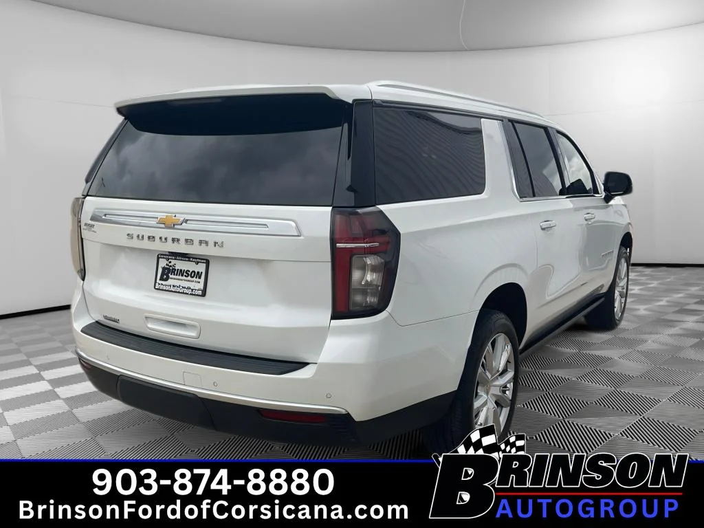 Used 2024 Iridescent Pearl Tricoat Chevrolet High Country image 7
