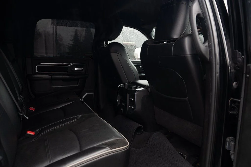 Used 2020 Black Ram Laramie image 24