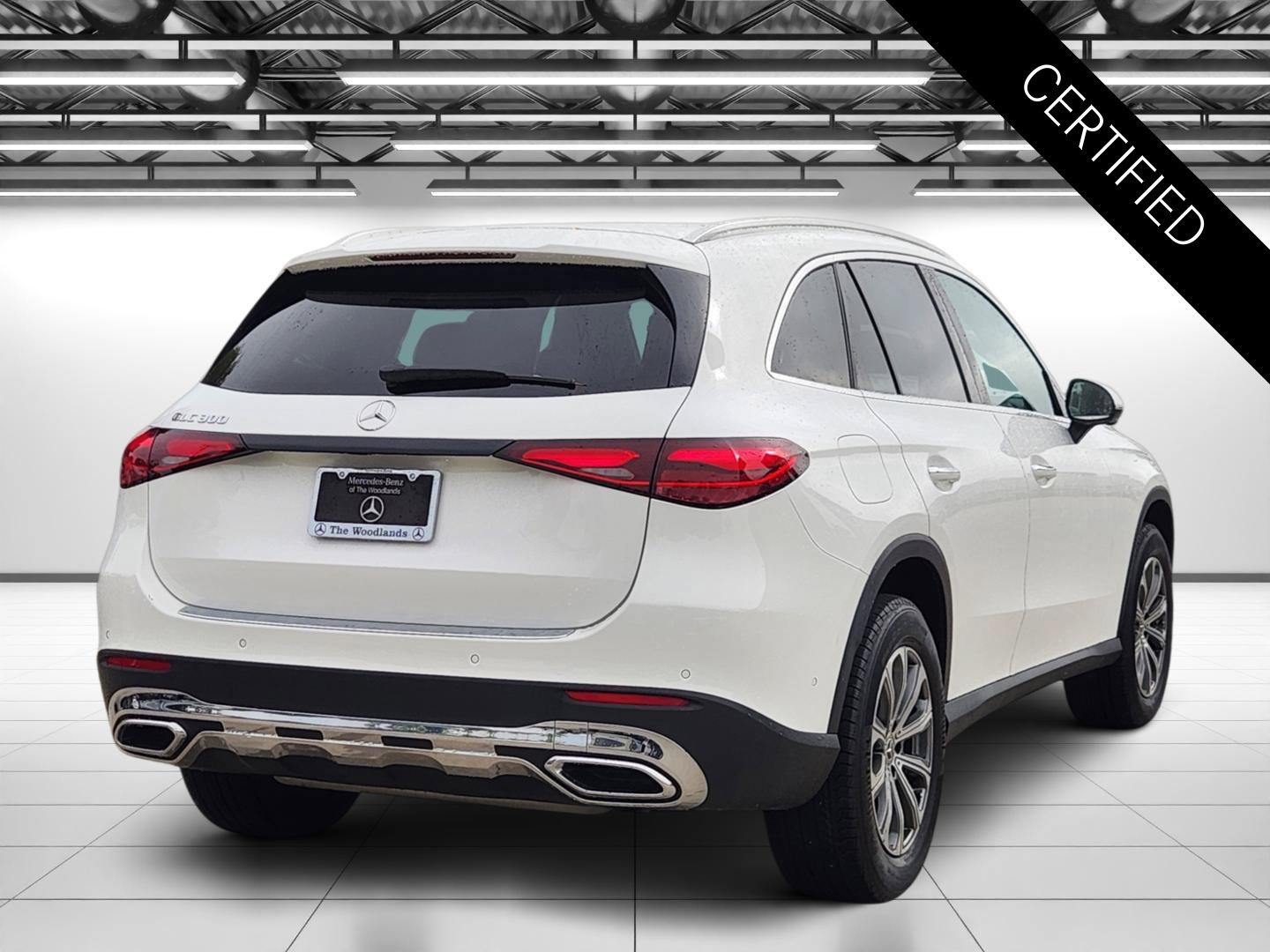 Certified Used 2023 Polar White Mercedes-Benz GLC 300 image 9