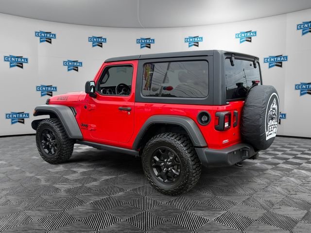 Used 2022 Red Jeep  image 4