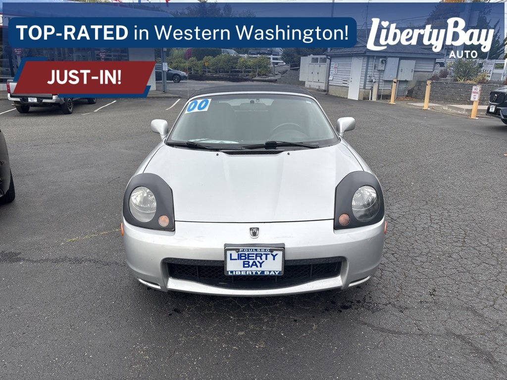2000 Toyota MR2 Spyder Base photo 2