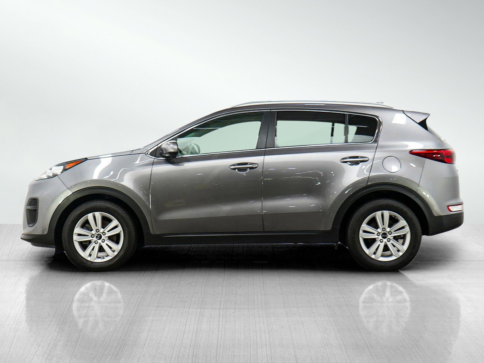 Used 2018 Kia Sportage LX with VIN KNDPM3ACXJ7412822 for sale in Burnsville, Minnesota