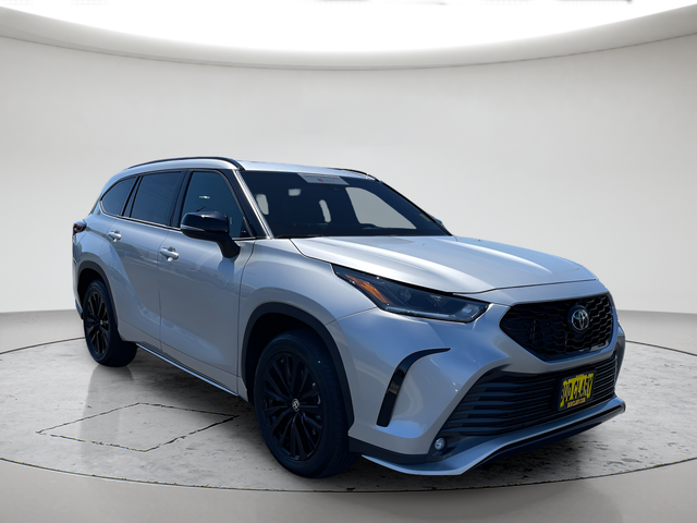 2025 Toyota Highlander XSE