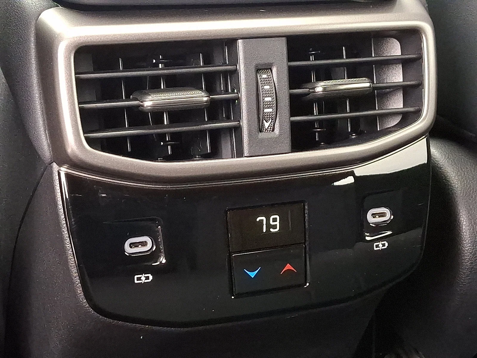 2025 Lexus RX 350 - Photo 11
