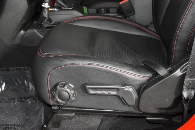 Used 2023 Red Jeep 4x4 image 33