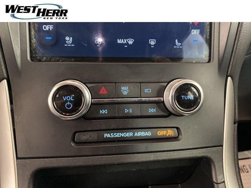 Used 2024 Oxford White Ford SEL image 33