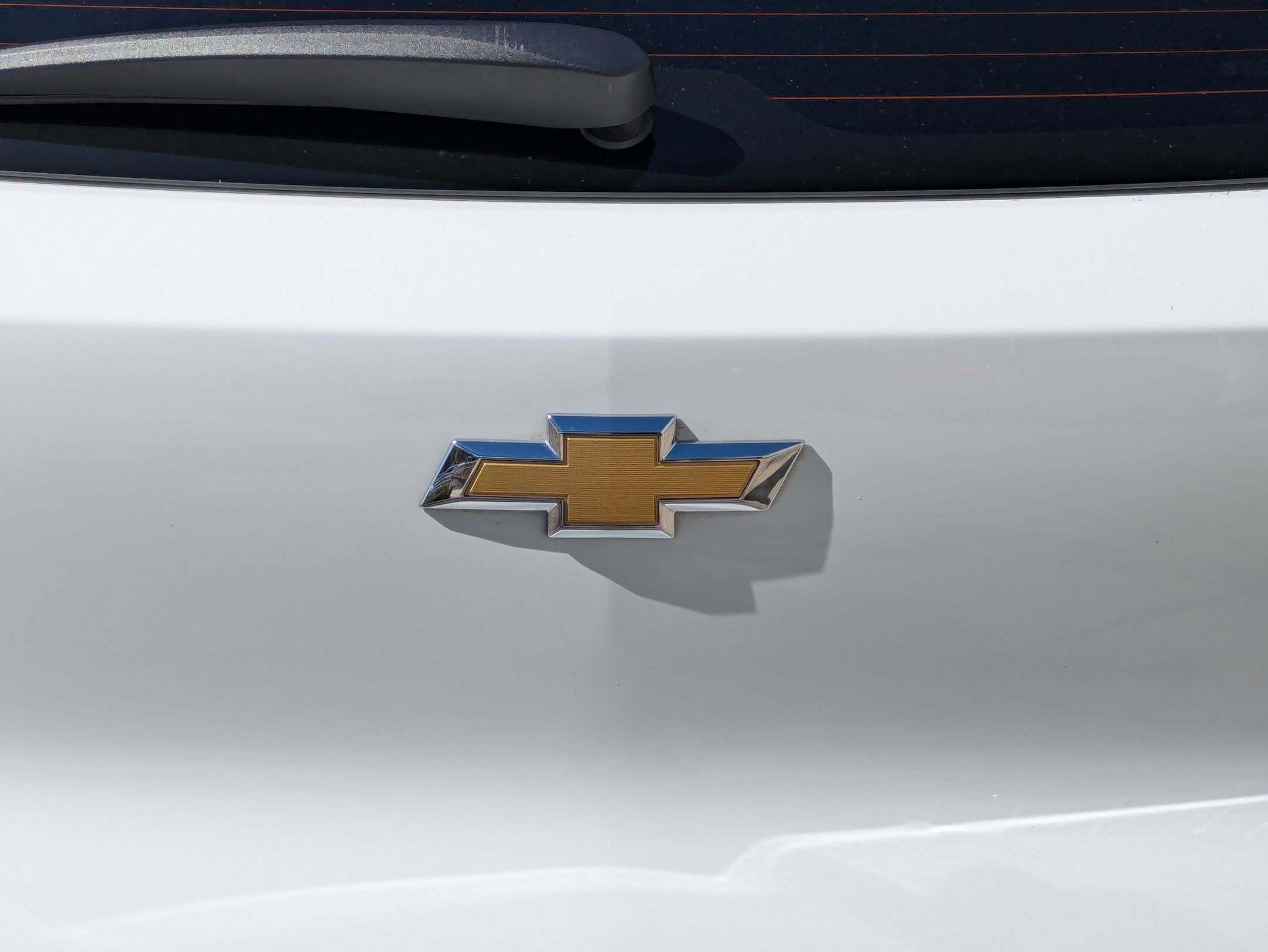 Used 2021 Summit White Chevrolet LS image 24