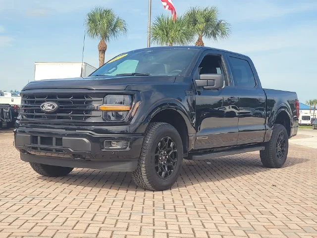 Used 2024 Black Ford XLT image 33